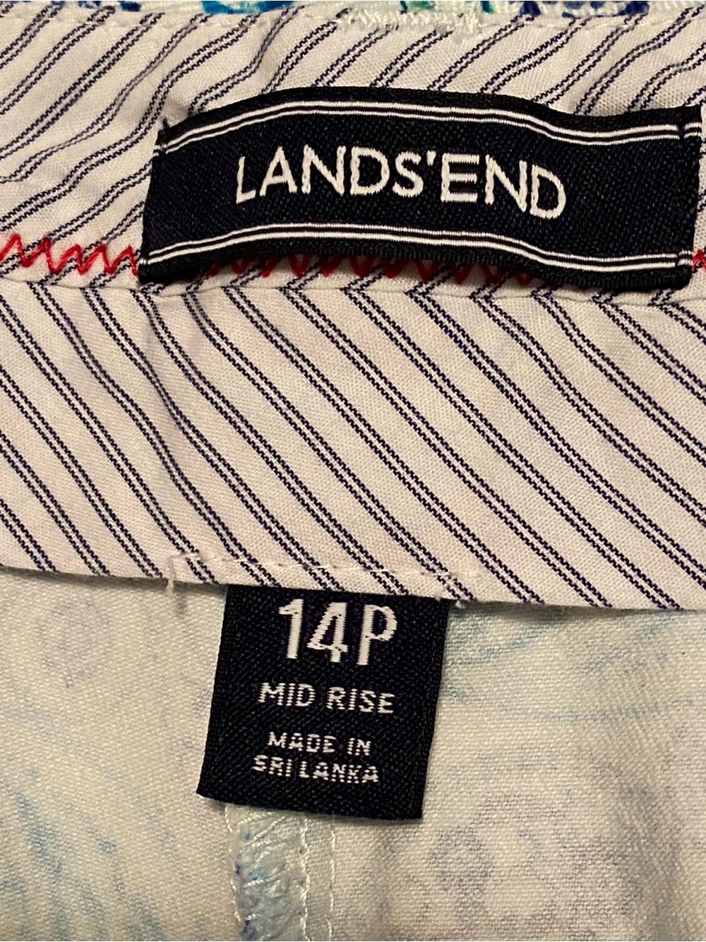 Lands' End Women’s Paisley Print Mid Rise Shorts in Aqua, Blue & Green, Size 14P - Picture 4 of 10